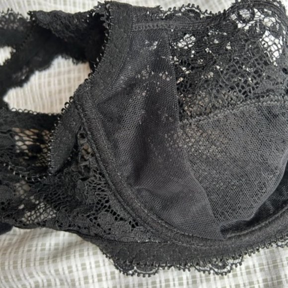 La Perla Black Lace Bra - Picture 7 of 9